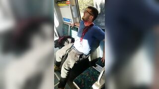 Man Stabbed In Los Angeles Subway For Rapping Loudly - Vi