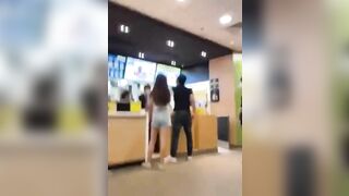 Man Beats Fast Food Restaurant Worker In China
