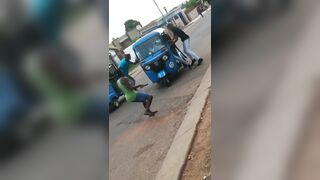 Man Stabbed To Death On Street Rickshaw