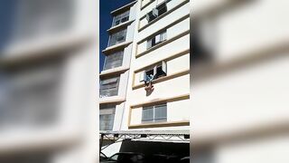 Man Jumps From Hospital Window In Peru