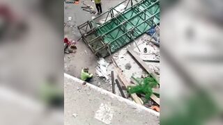 NSFW GRAPHIC Scaffolding Collapse Kills 3, Injures 2