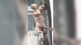 Auntie Walked Naked On The Roof Of The Building For A Long Time