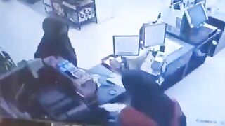 Robbers Threatened Store Staff With Machetes And Stole 1,