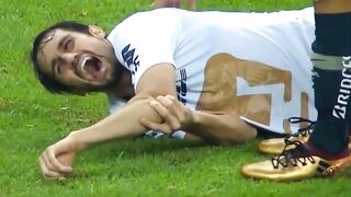 Soccer Player Breaks Arm After Missing Landing