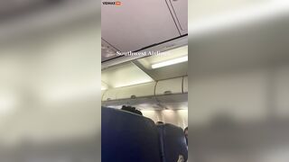 Southwest Airlines Pilot Threatens To Eject All Passengers