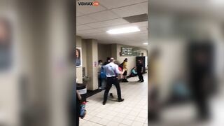 A Student Fights With The Principal, And Classmates Cheer Him On