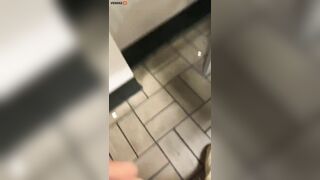 Waffle House Employee Fights Back