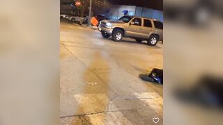 Kansas City, Missouri Mob Twerks Wife While Resisting Arrest