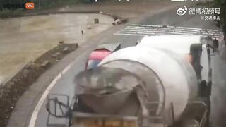 Tokyo Drift Has Nothing To Do With This Cement Truck Driver – Video