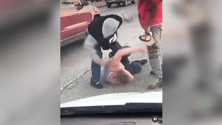 Two Idiots Get Into A Scuffle In Road Rage Incident