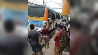 WCGW When You Stick Your Stupid Head Out Of A Moving Bus