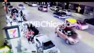 Welcome To Chicago – Random 2 Men Beaten And Robbed Of $4