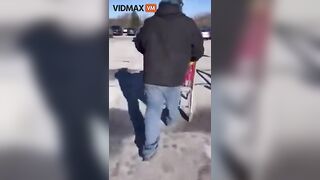 Watch Vigilantes Stop Shoplifters At Vermont Home Depot