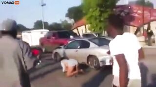 Why You Never Bring A Taser To A Car Fight – Video – VidMax