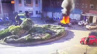 Wild Video Of Liverpool Car Explosion Shows Taxi Driver Mill