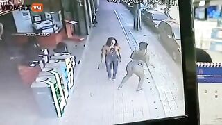 Woman Was Attacked By Bullies While Walking Casually On The Street