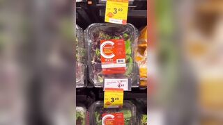 Woman Finds Live Frog In Supermarket Salad - Video