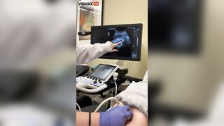 Woman Discovers She's Pregnant During School Lab Class - Video