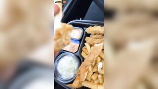 Woman Ordered Fried Chicken Sticks At Zaxby’s, Here’s What Happened