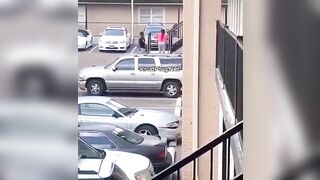 Woman Filmed Murder In Broad Daylight