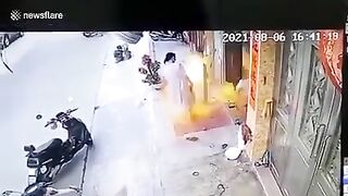 Baby And Mother Accidentally Splashed By Fire 