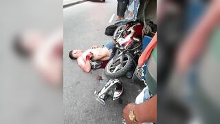 Shirtless Motorcyclist Killed In Accident 