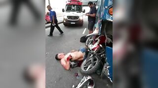 Shirtless Motorcyclist Killed In Accident 