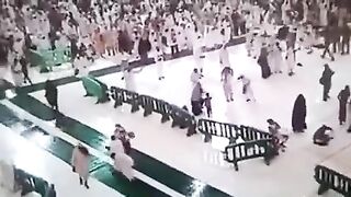Group Of People Crushed To Death By Falling Crane 