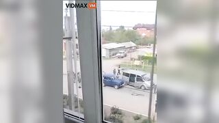 Guy Blows Himself Up In Car When Police Try To Kidnap Him