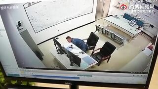 Guy Beats His Colleague To Death With A Hammer 