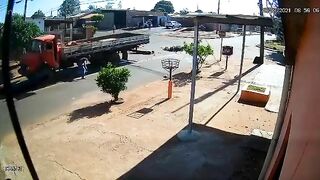 Motorcyclist Hit By Truck And Run Over 