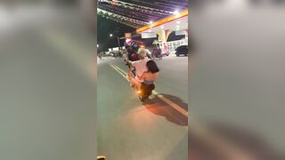 Ouch! If She Couldn't Do The Splits, She Certainly Can Now - Video