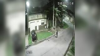 Thief Tries To Steal Cable, Gets His Comeuppance 
