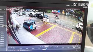 Armed Guard Armored Vehicle Reversed Causing Accident