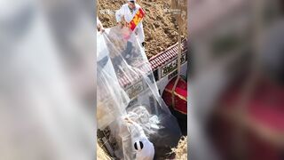 Burials Go Wrong At Chinese Temple Tombs