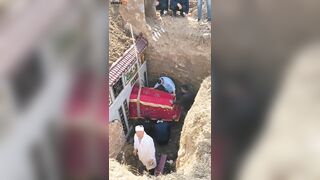 China's Lavish Funeral Goes Wrong