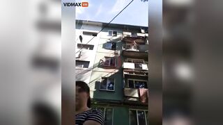 This Balcony Railing Doesn't Look Too Safe, So A Drunk Russian Tested It