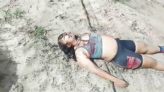 Young Woman Stabbed And Left For Dead By Boyfriend
