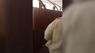 Two Canadian Tourists Shot At Mexican Resort 