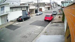 A Man With A Child In His Arms Kills A Robber 