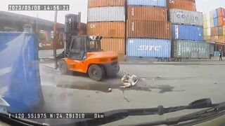 A Worker Lost His Focus While Speaking And Then His Life