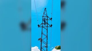 A Young Man Attempted Suicide By Climbing An Electrician