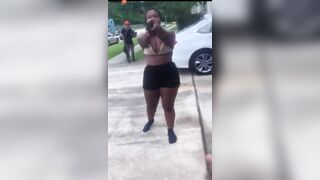 A Cold-blooded Woman Aimed A Gun At Another Person And Then Shot Around With The Gun.