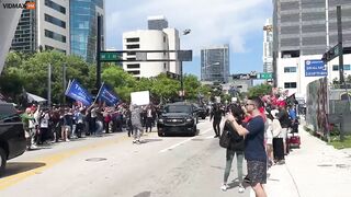 Crazy Leftists Try To Stop Trump's Motorcade In Florida