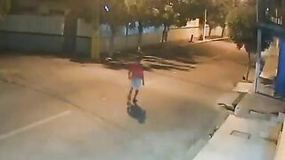Guy Hit The Wrong Car 