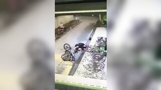 Guy On Motorcycle Misses The Curve 