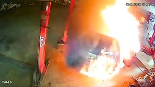 KrudPlug Mobile - Mechanical Device Catches Fire After Flying Sparks