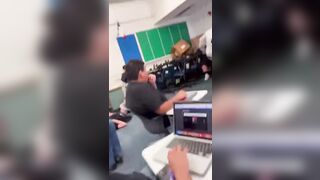 KrudPlug Mobile - Student Defends Himself Against Two Classmates