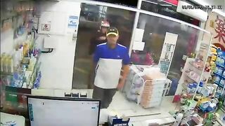 Pharmacist Shoots Robber 