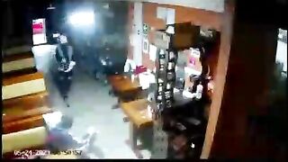 Restaurant Owner Shoots And Kills Thief Who Tried To Rob Hi